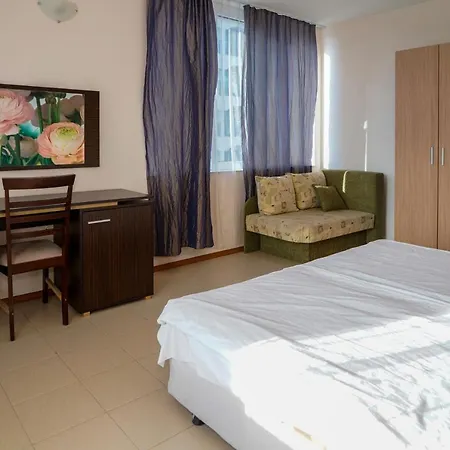 Apartment Esperanto 7 *