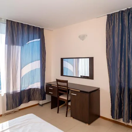 Apartment Esperanto 7 *